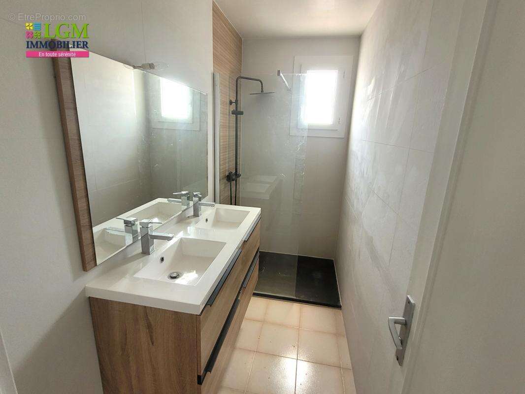 Maison à COLOMBIERS