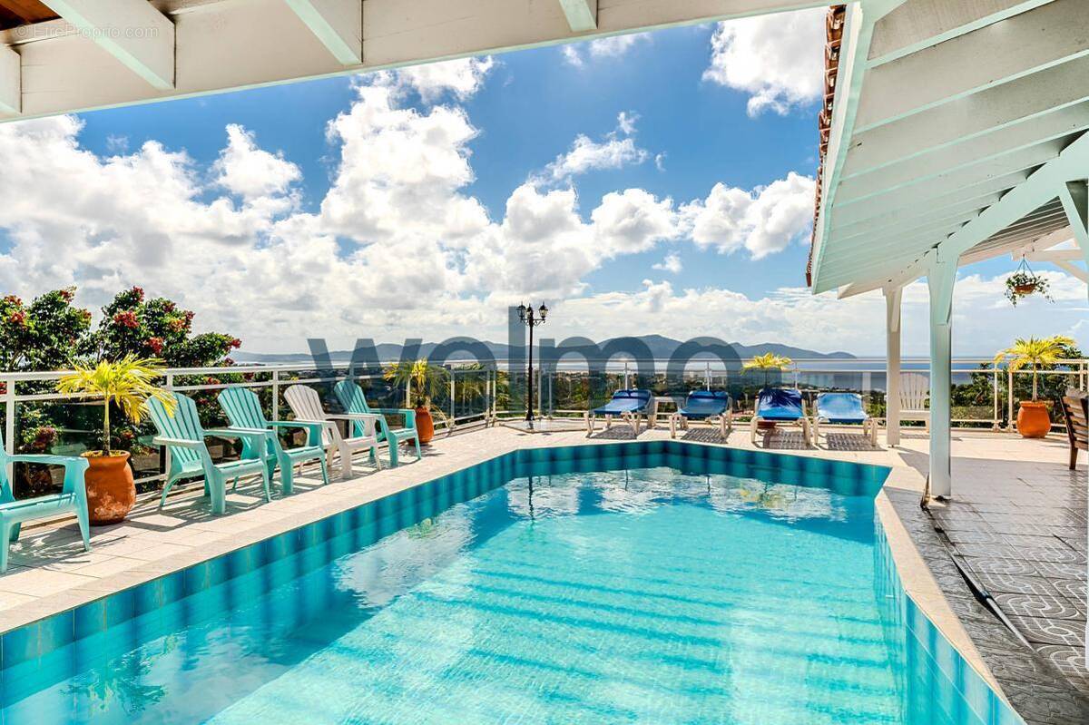 Maison à SCHOELCHER