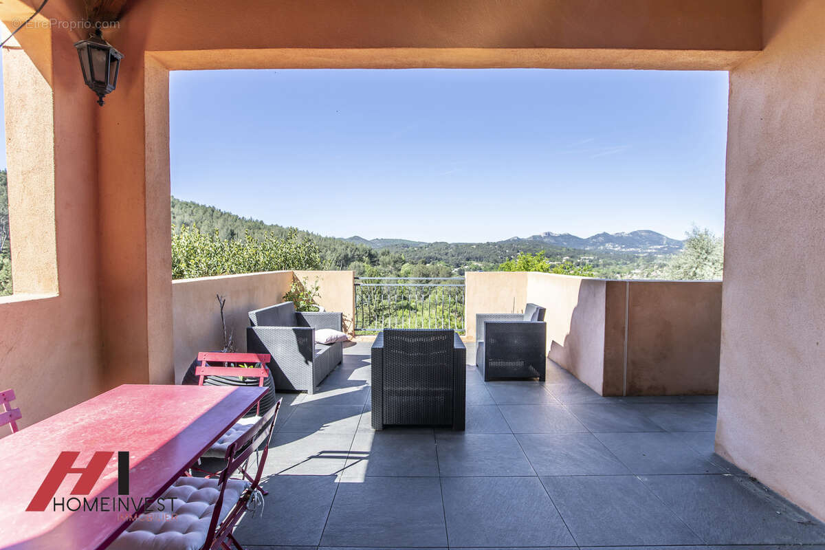 Maison à LA BOUILLADISSE