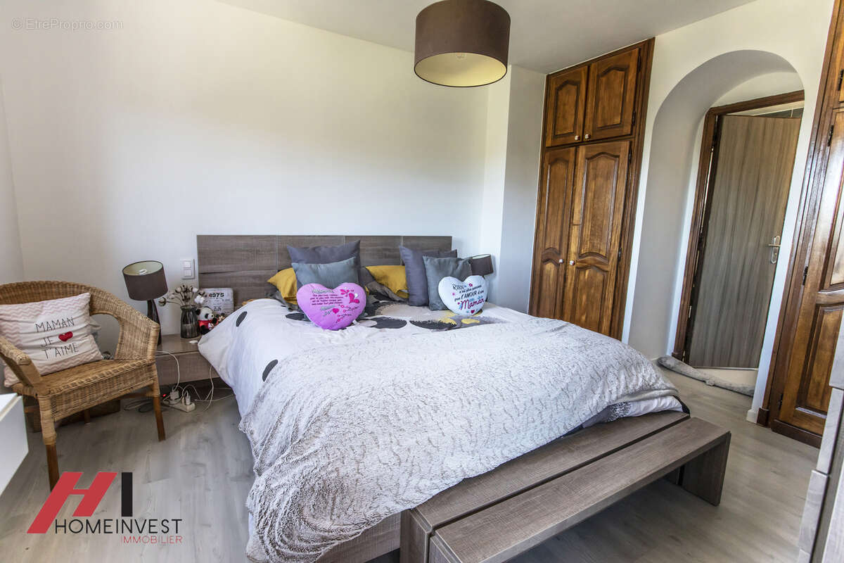 Maison à LA BOUILLADISSE