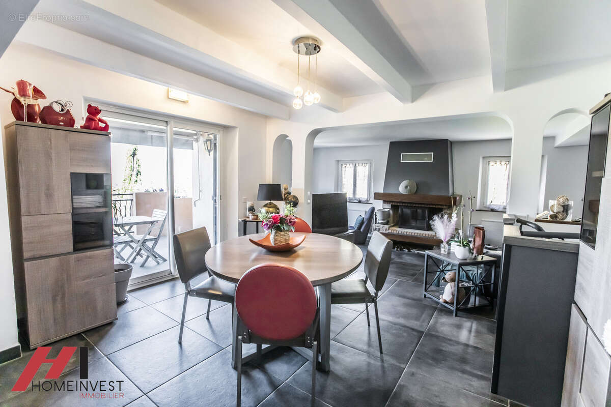 Maison à LA BOUILLADISSE