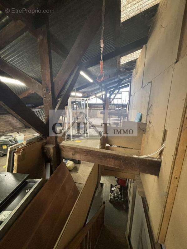 Commerce à LE PERREUX-SUR-MARNE