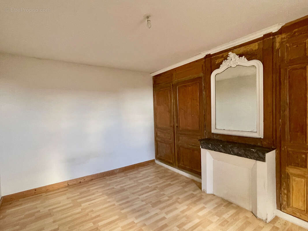 Maison à BERVILLE-LA-CAMPAGNE