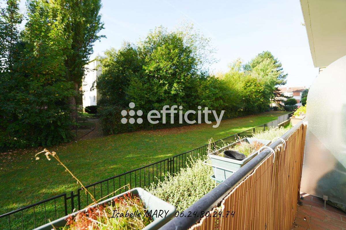 Appartement à L'HAY-LES-ROSES