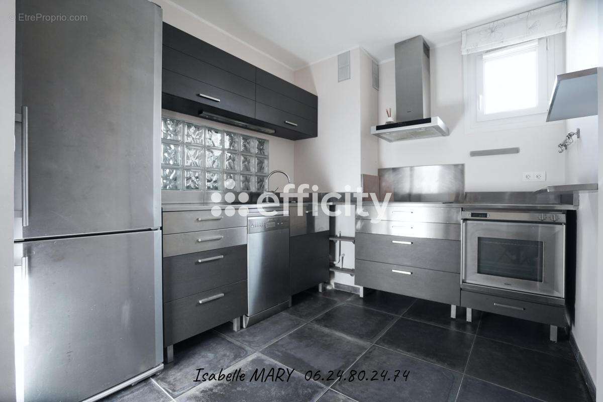 Appartement à L'HAY-LES-ROSES