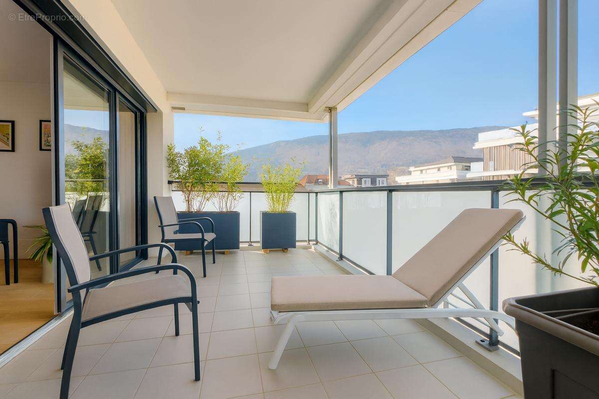 Appartement à SAINT-JORIOZ