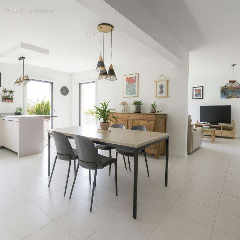 Appartement à SAINT-JORIOZ