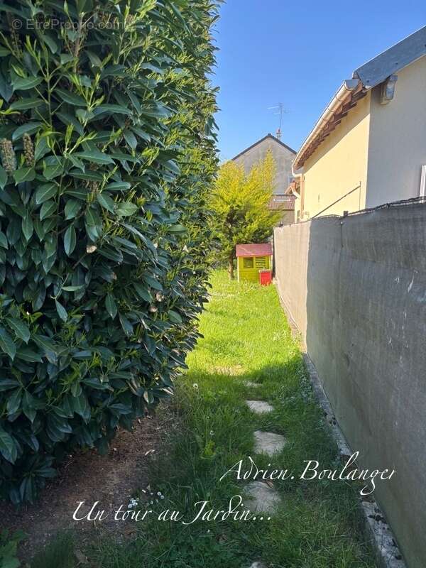 Maison à COMBS-LA-VILLE