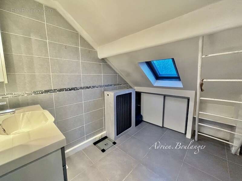 Maison à COMBS-LA-VILLE