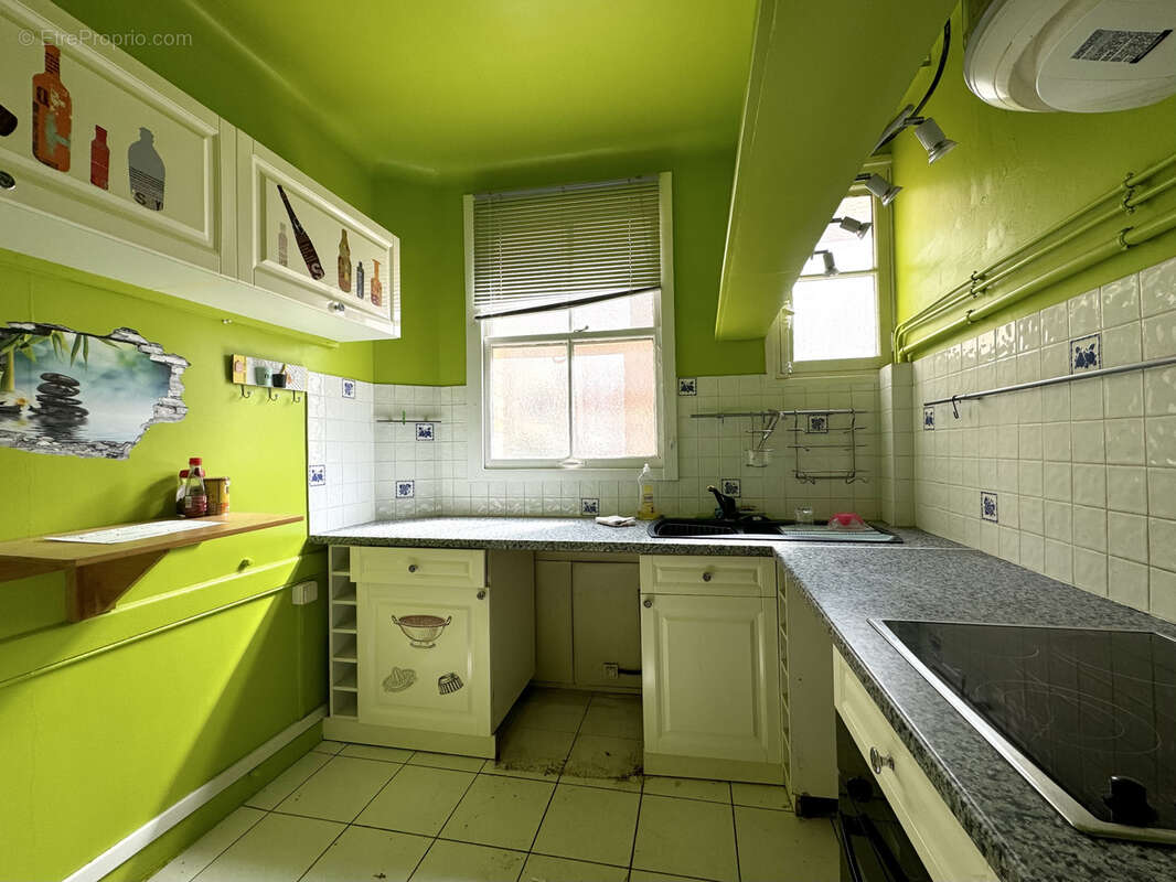 Appartement à COURBEVOIE