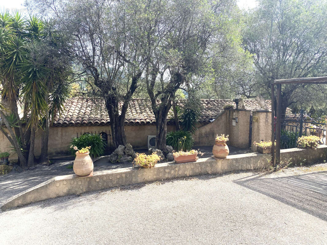 Maison à PEYMEINADE