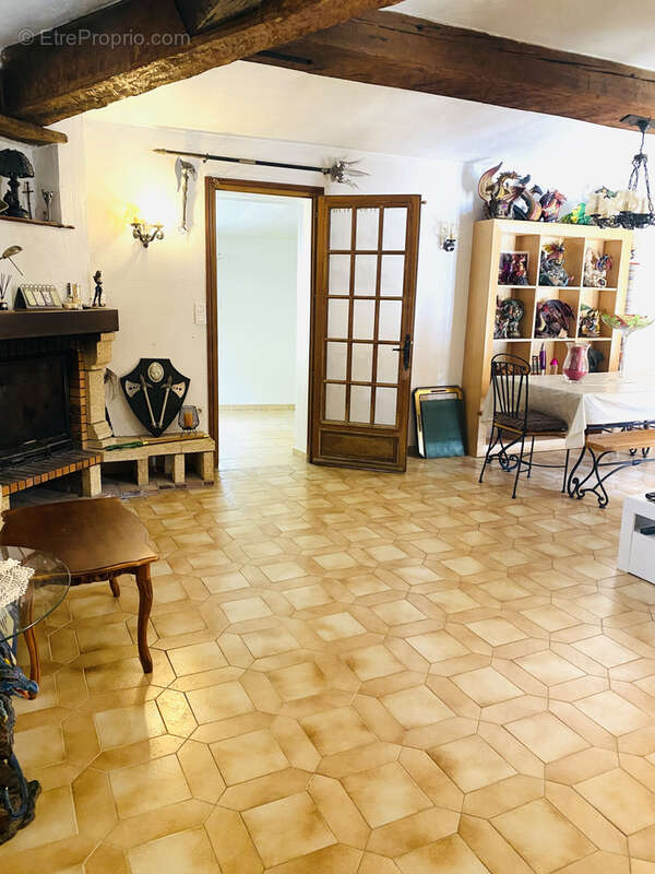 Maison à PEYMEINADE