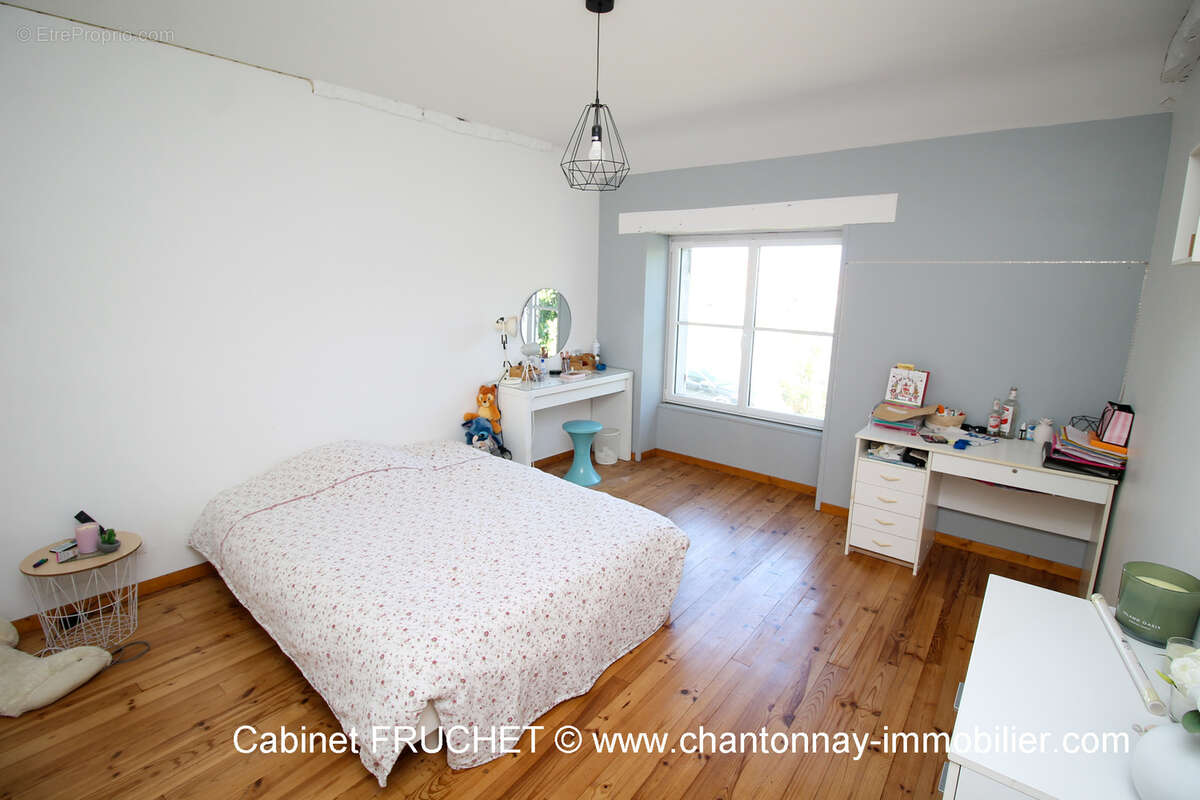 Maison à CHANTONNAY