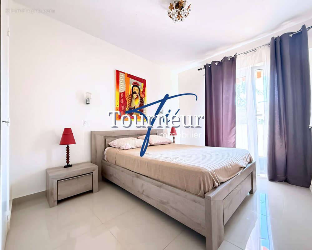 Appartement à SANARY-SUR-MER