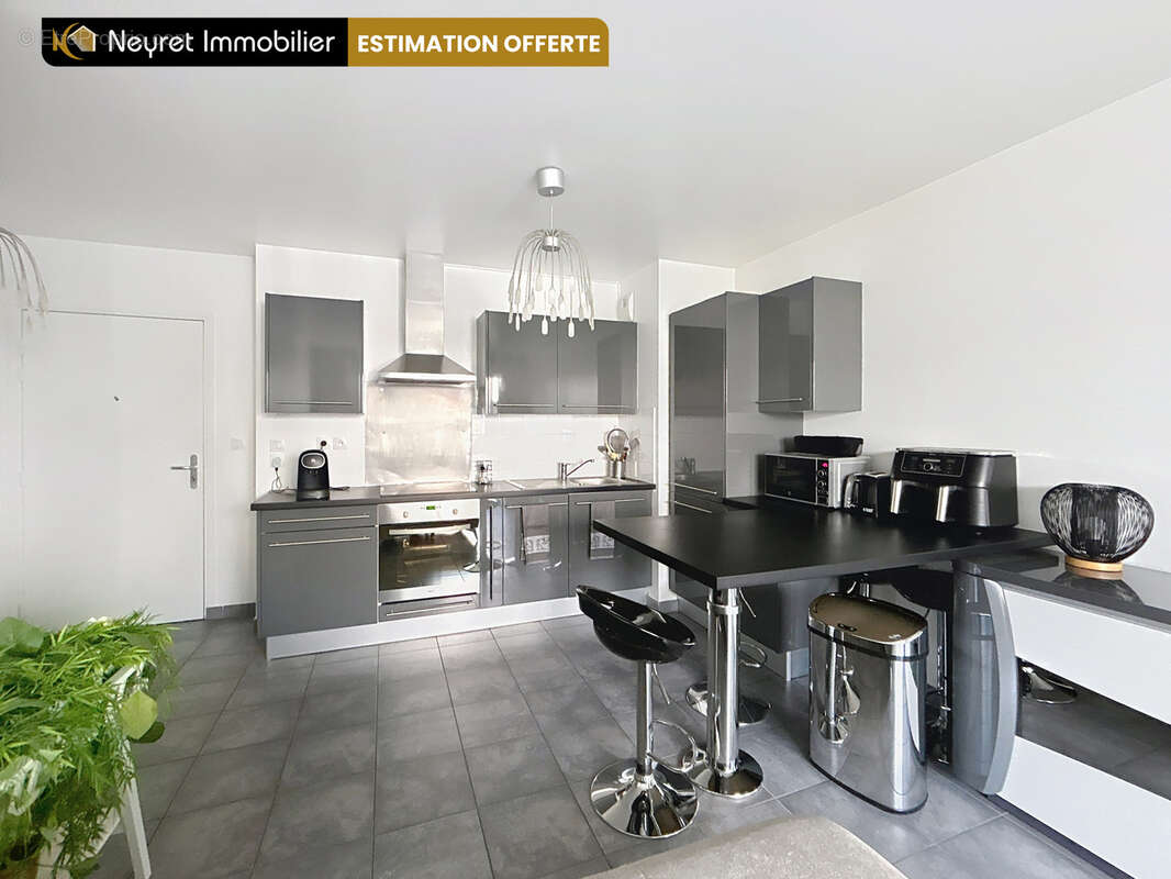 Appartement à SAINT-FONS