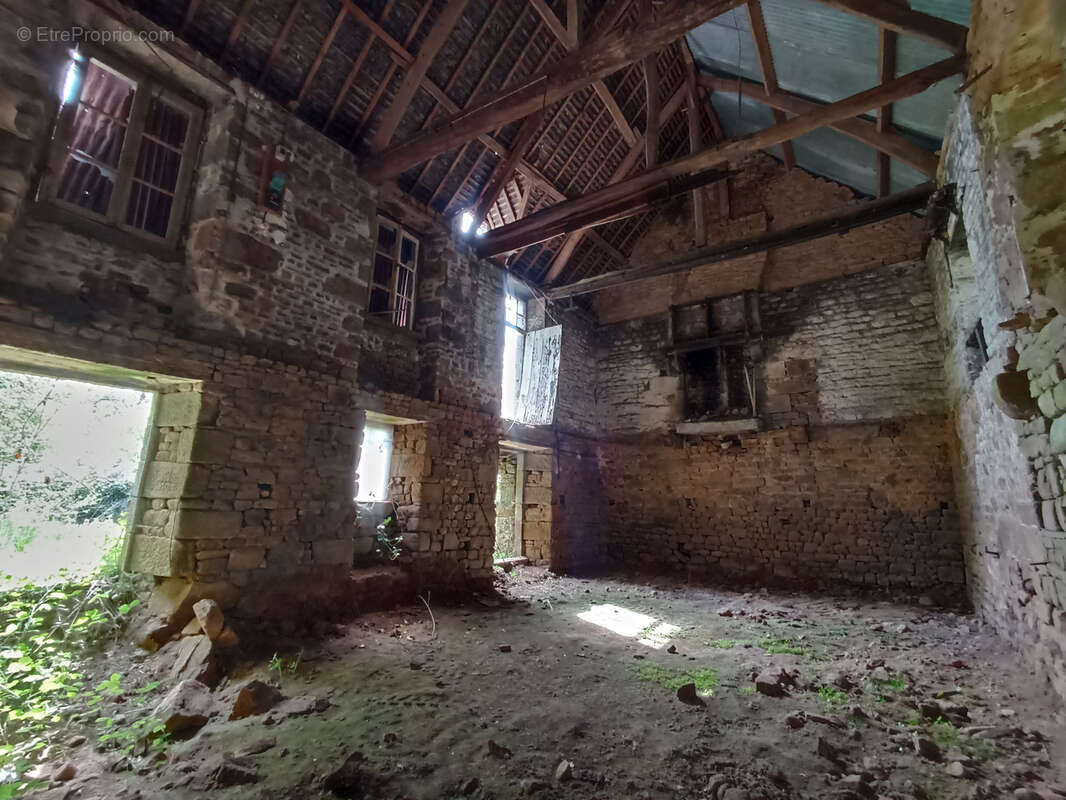 Maison à COULOUVRAY-BOISBENATRE