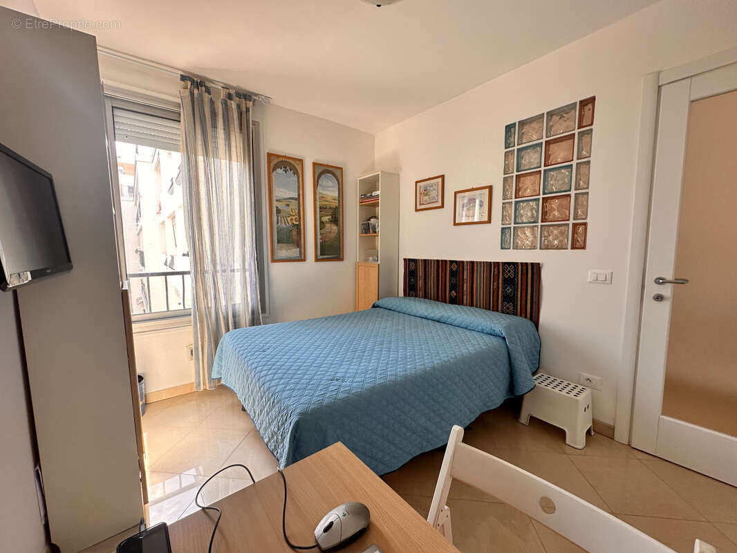 Appartement à ROQUEBRUNE-CAP-MARTIN
