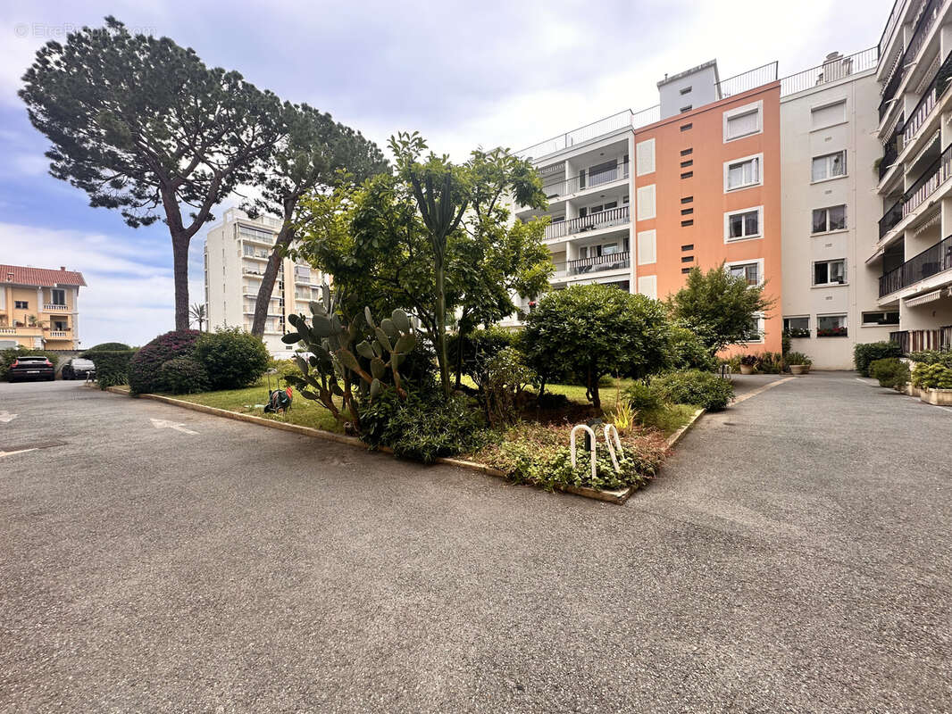 Appartement à ROQUEBRUNE-CAP-MARTIN