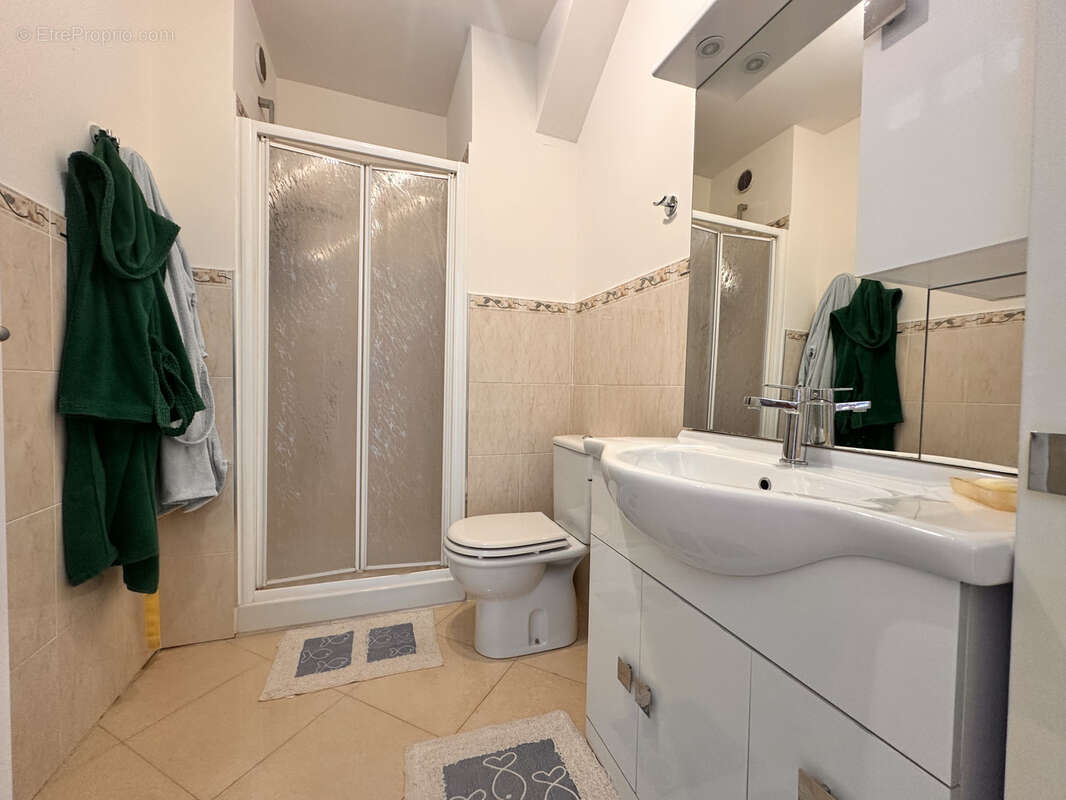 Appartement à ROQUEBRUNE-CAP-MARTIN