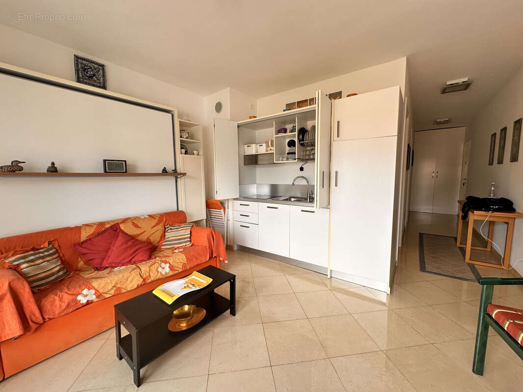 Appartement à ROQUEBRUNE-CAP-MARTIN