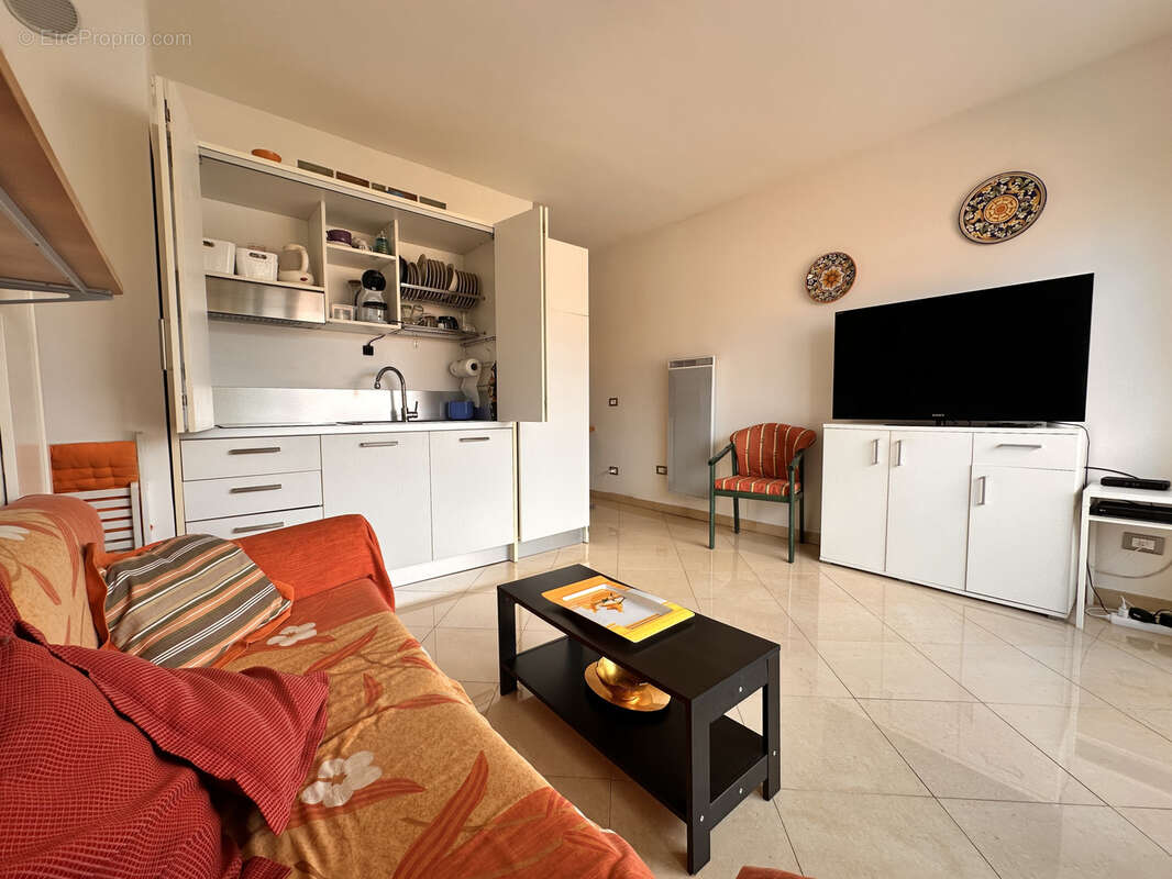 Appartement à ROQUEBRUNE-CAP-MARTIN