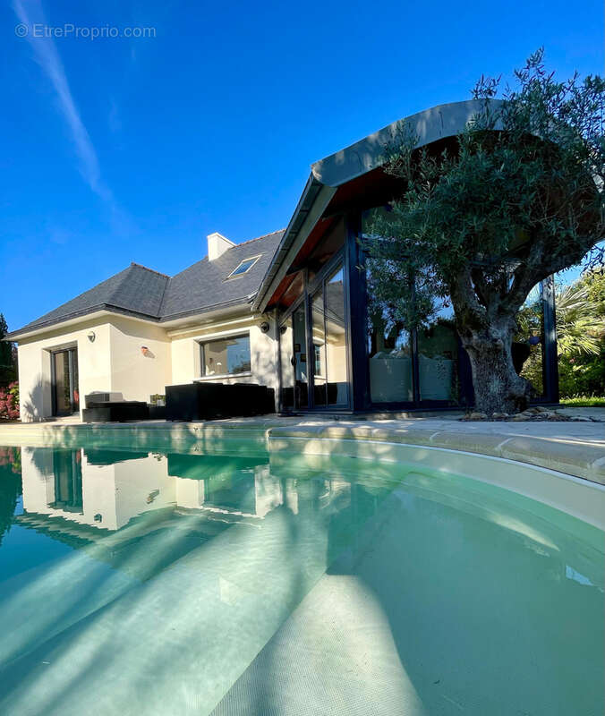 Maison à SAINT-EVARZEC