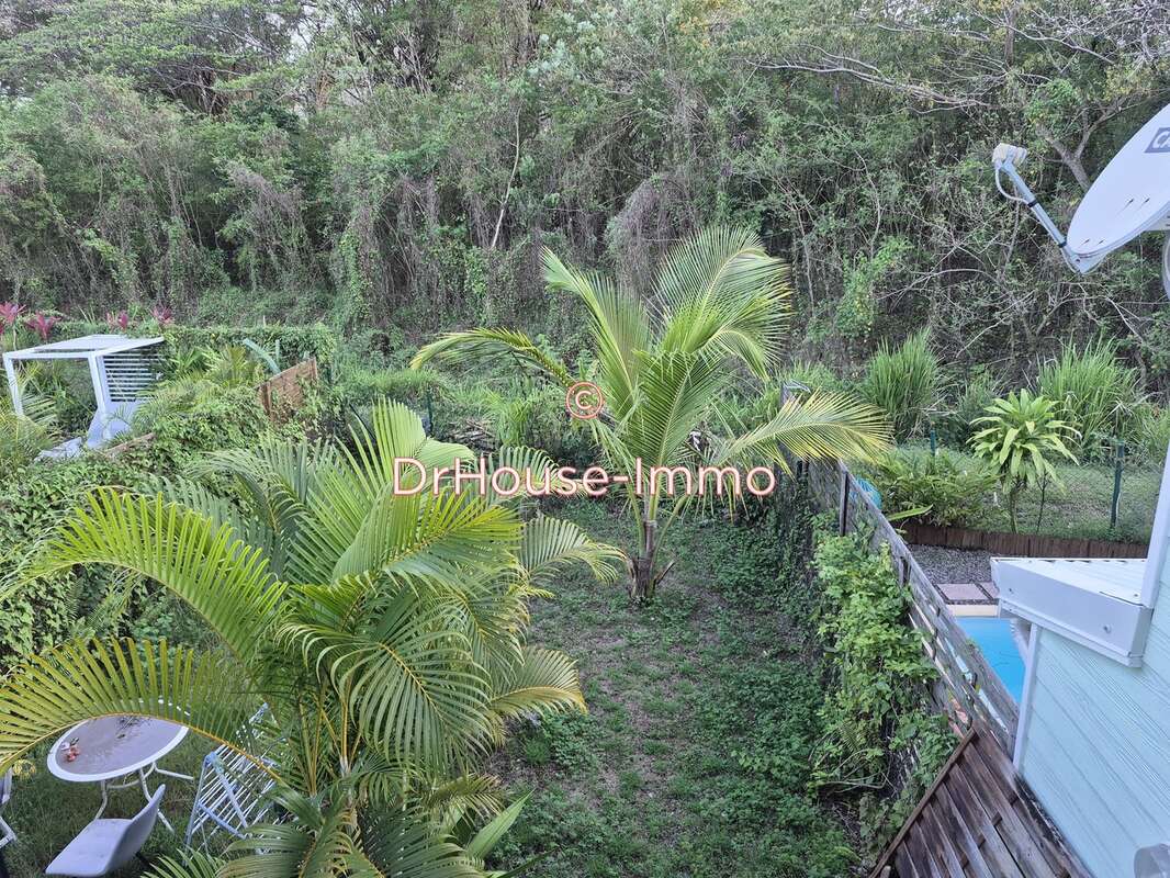 Maison à LES TROIS-ILETS