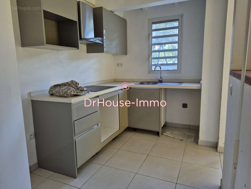 Maison à LES TROIS-ILETS