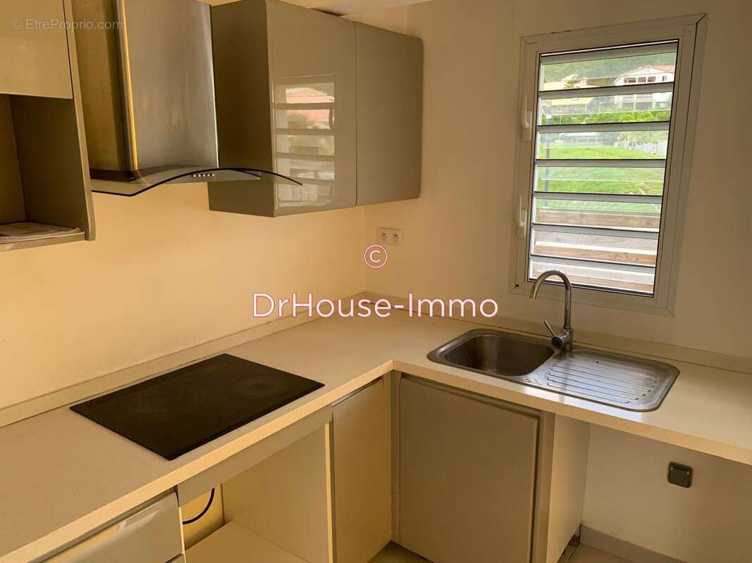 Maison à LES TROIS-ILETS