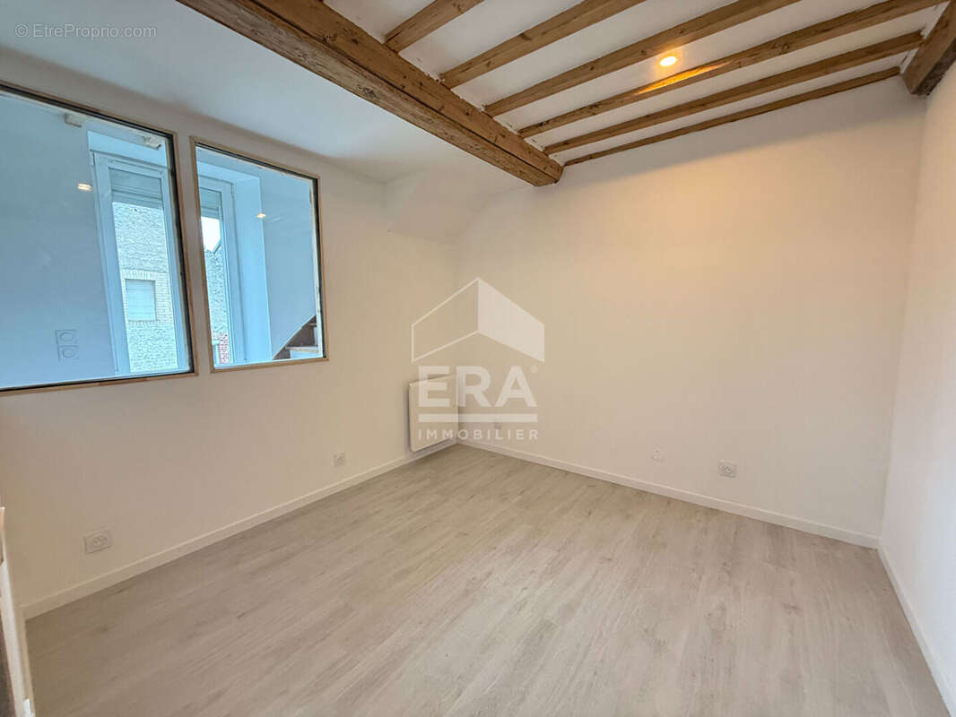 Maison à COLLEVILLE-MONTGOMERY