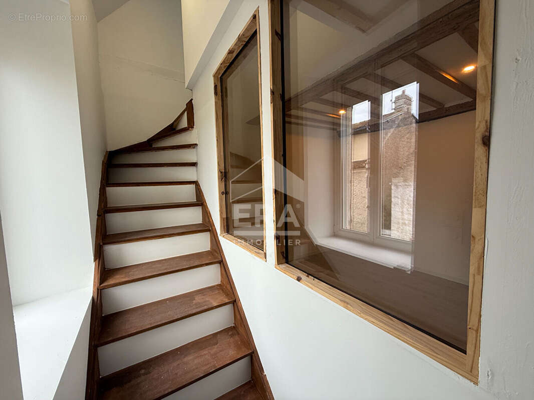 Maison à COLLEVILLE-MONTGOMERY