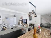 Maison à VAUX-LE-PENIL