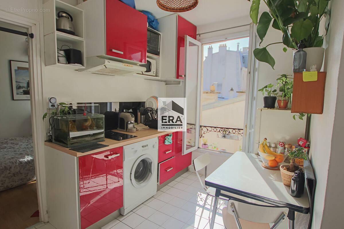Appartement à PARIS-14E