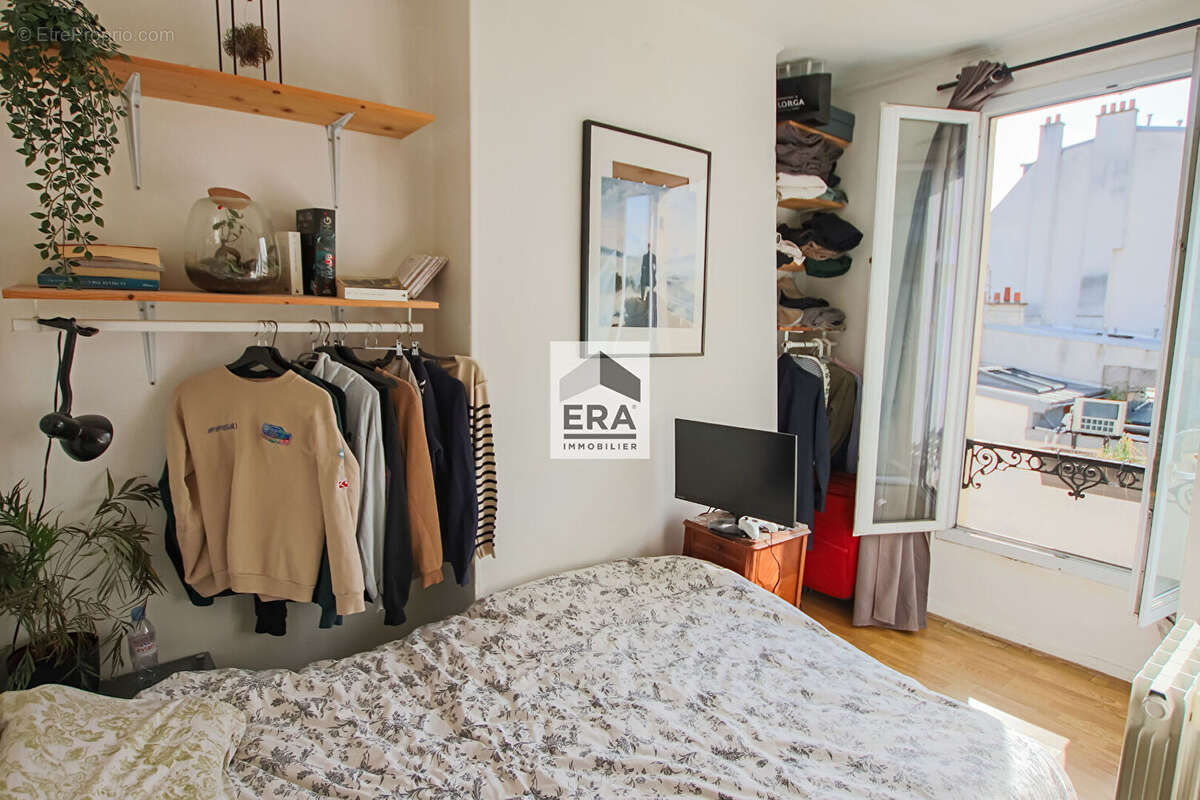 Appartement à PARIS-14E