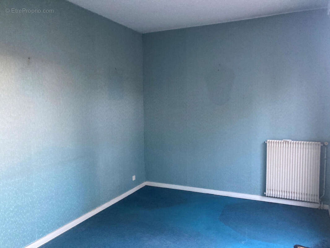 chambre - Appartement à CAHORS