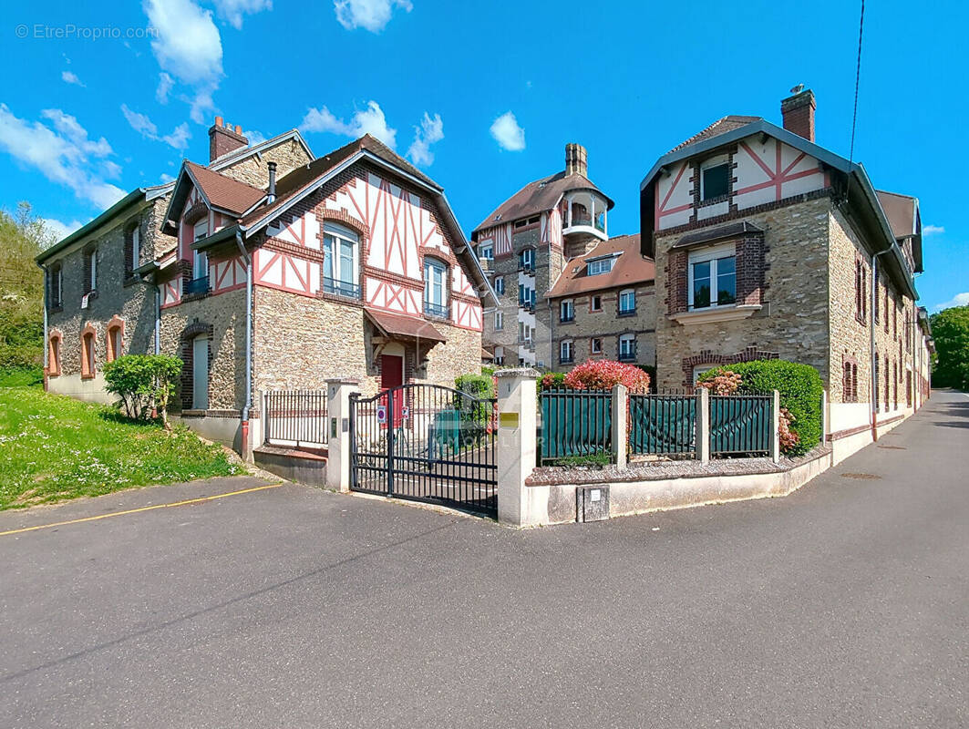 Appartement à SAINT-WITZ