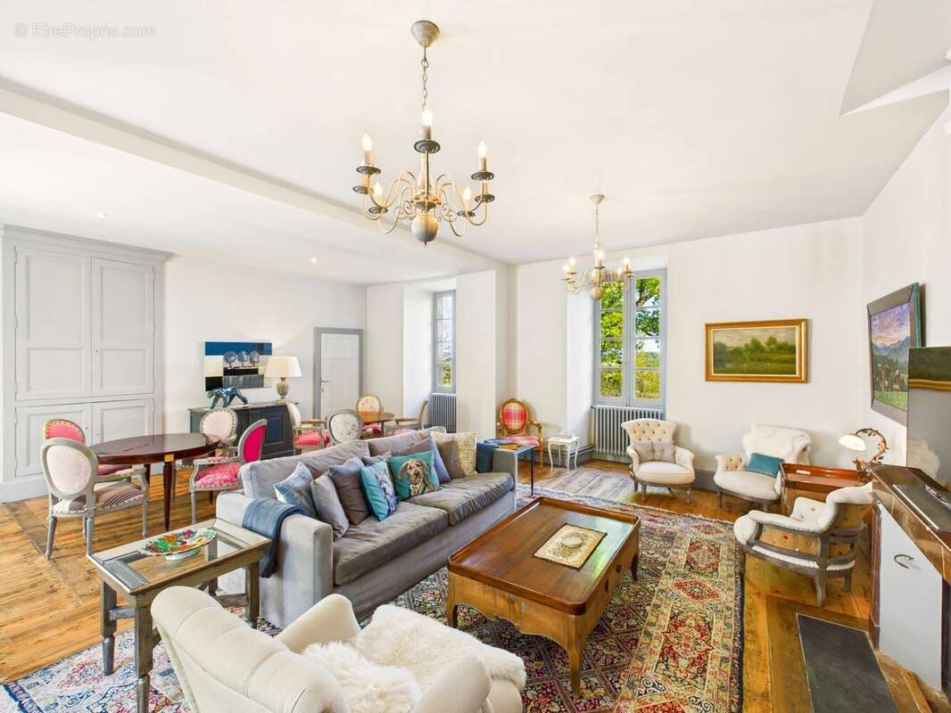 Maison à MONFLANQUIN