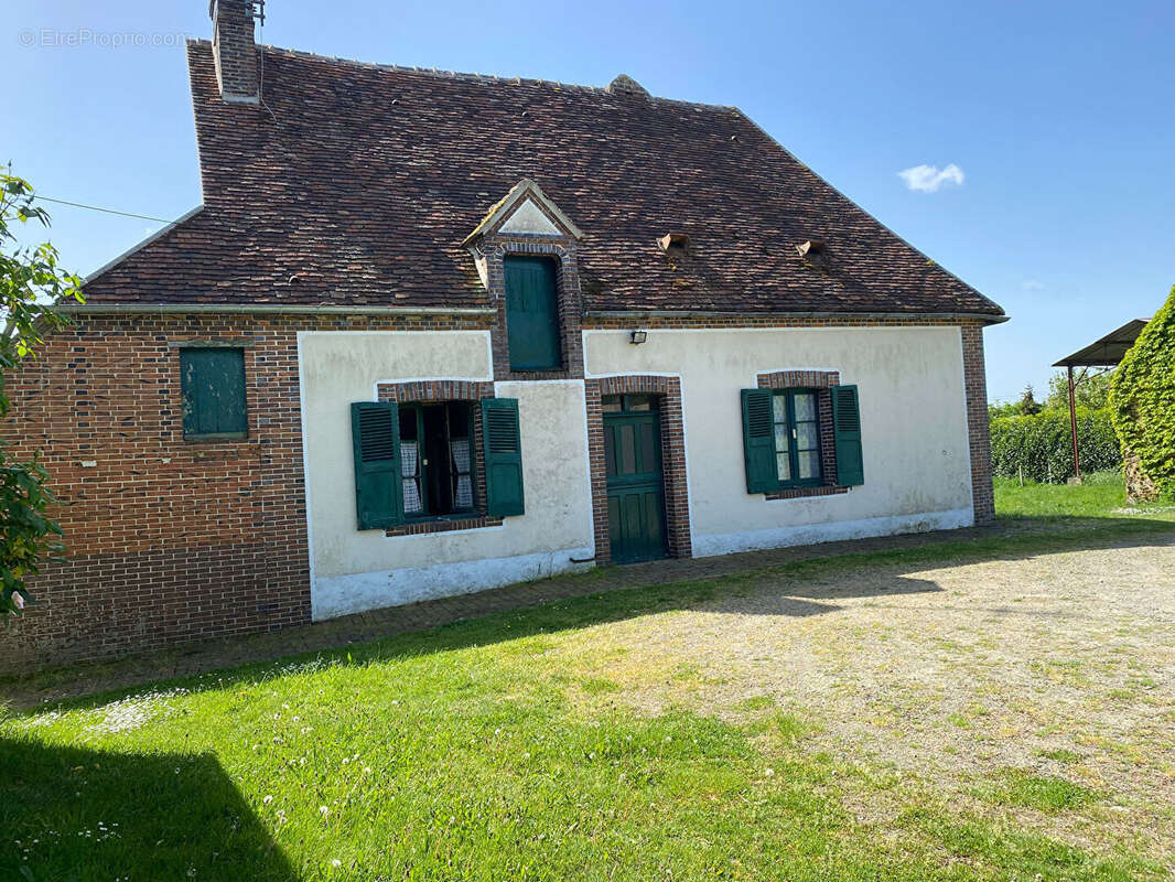 Maison à LONGNY-AU-PERCHE