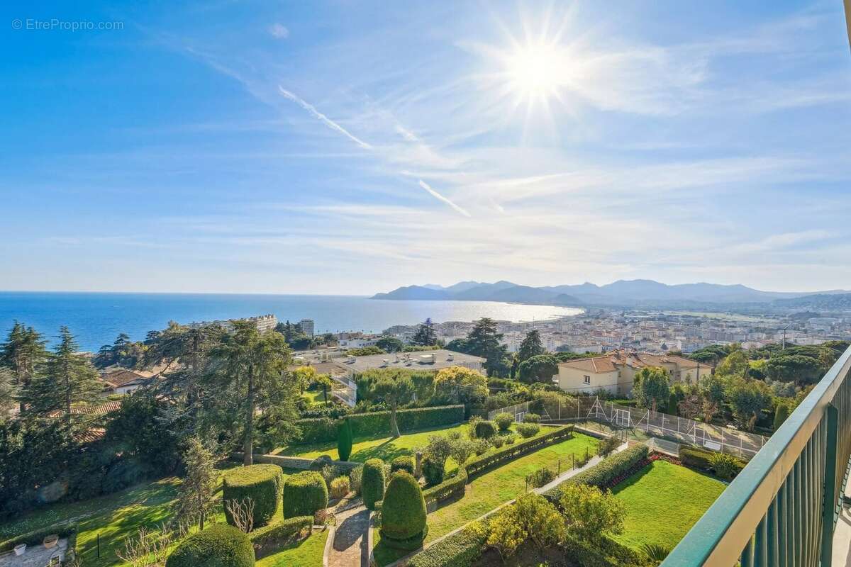 Appartement à CANNES