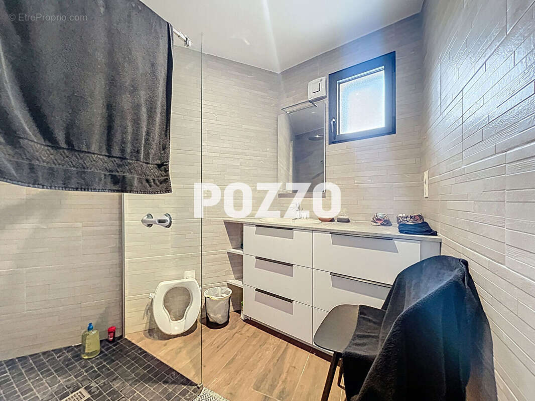 Maison à SAINT-PAIR-SUR-MER