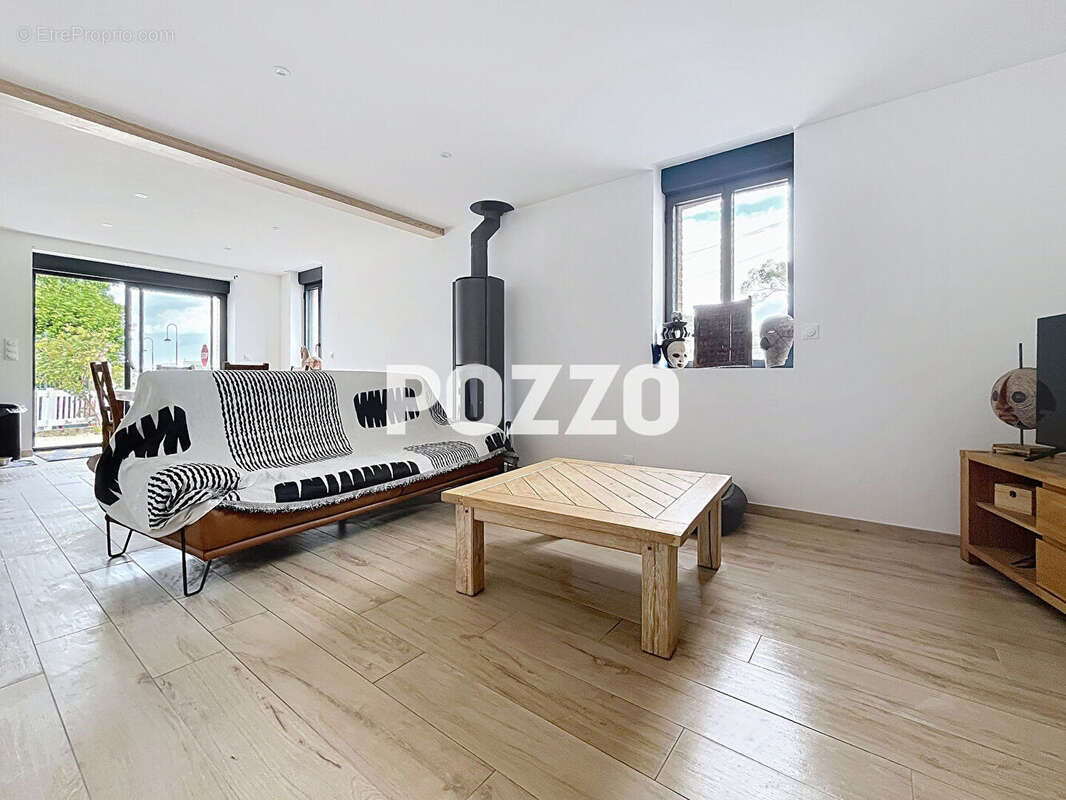 Maison à SAINT-PAIR-SUR-MER