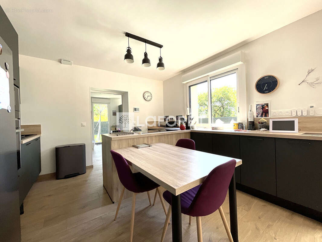 Maison à NOYAL-MUZILLAC