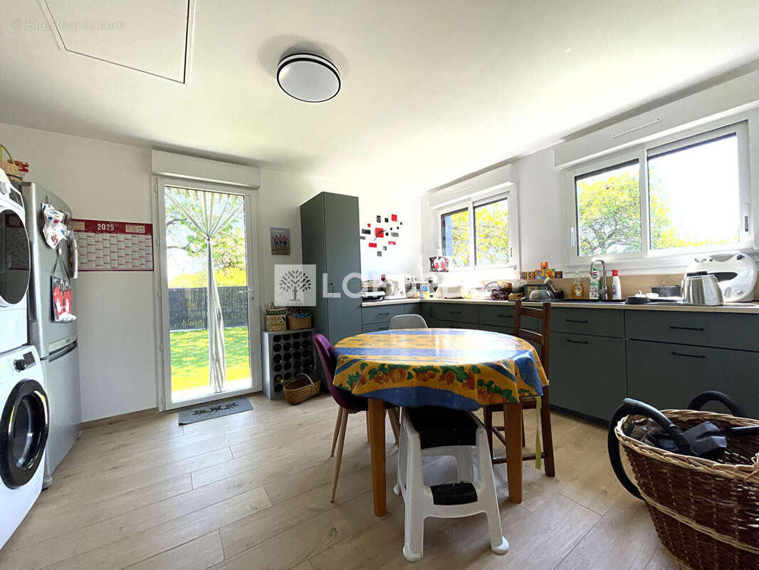 Maison à NOYAL-MUZILLAC