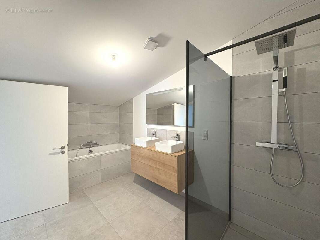 Appartement à ART-SUR-MEURTHE