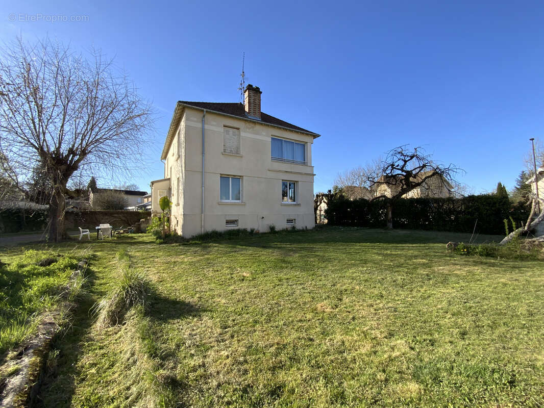 Maison à LUXEUIL-LES-BAINS