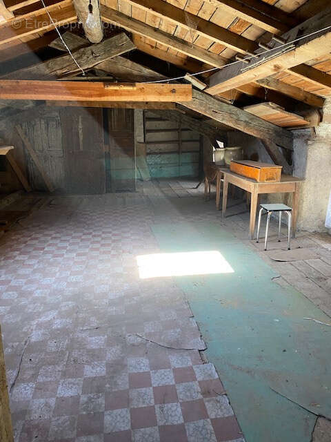 Maison à SAINT-FLOUR