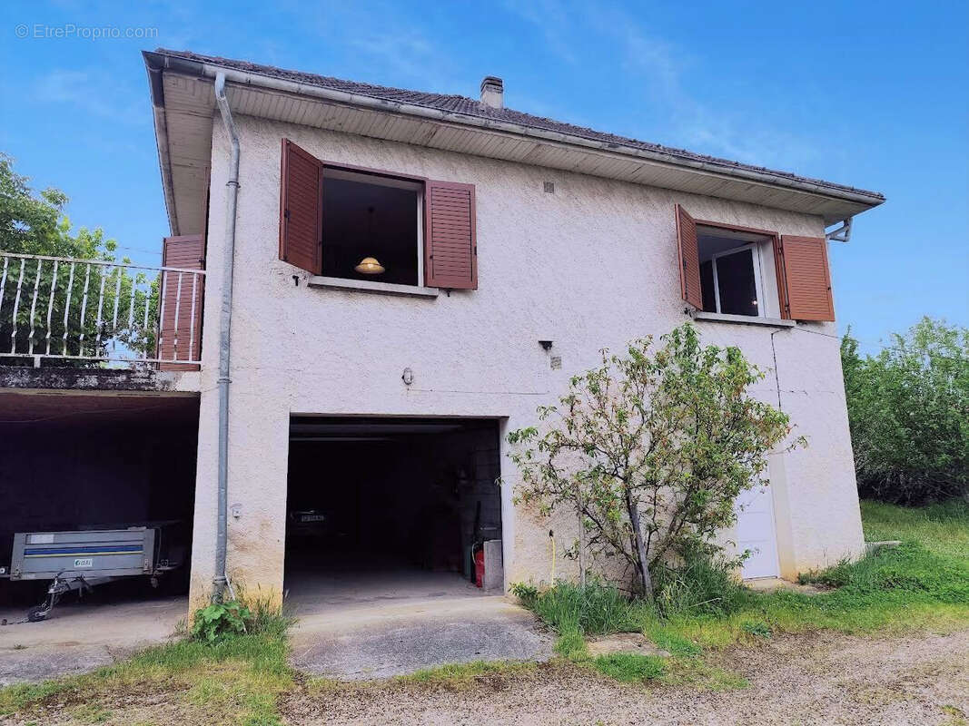 Maison à VILLEFRANCHE-DE-ROUERGUE