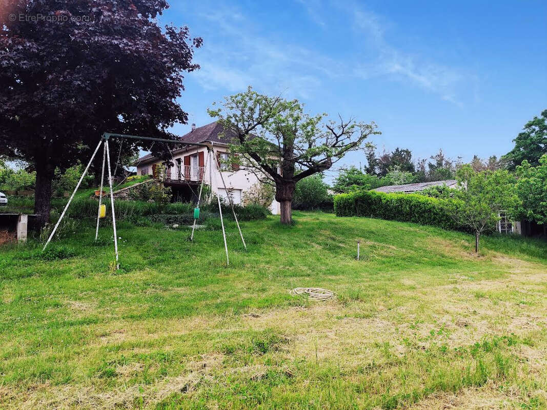 Maison à VILLEFRANCHE-DE-ROUERGUE