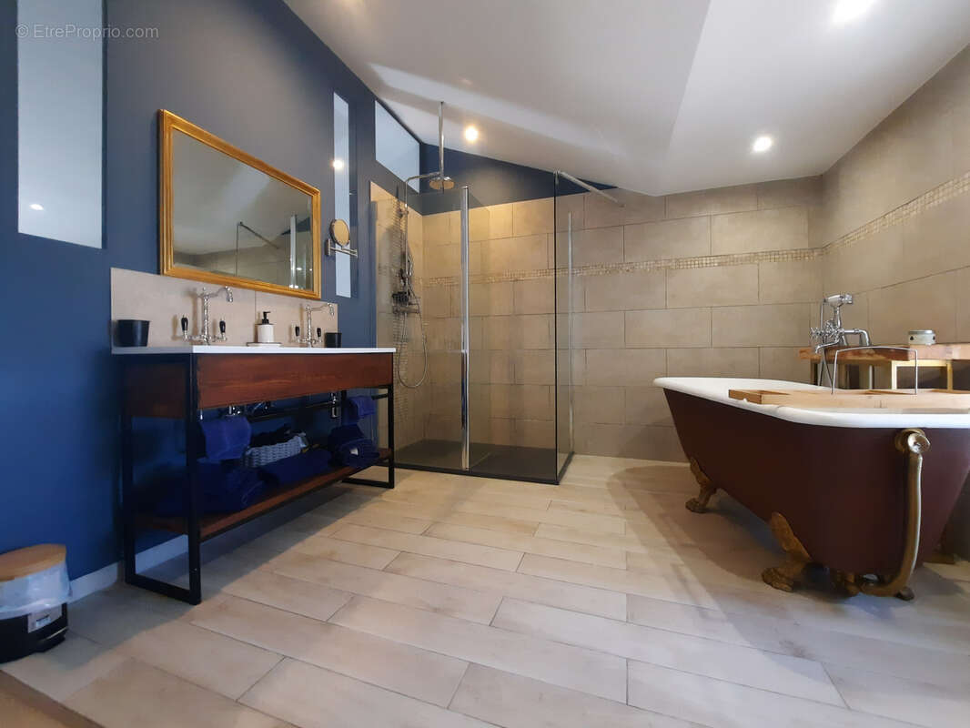 Maison à AIGREFEUILLE-D&#039;AUNIS