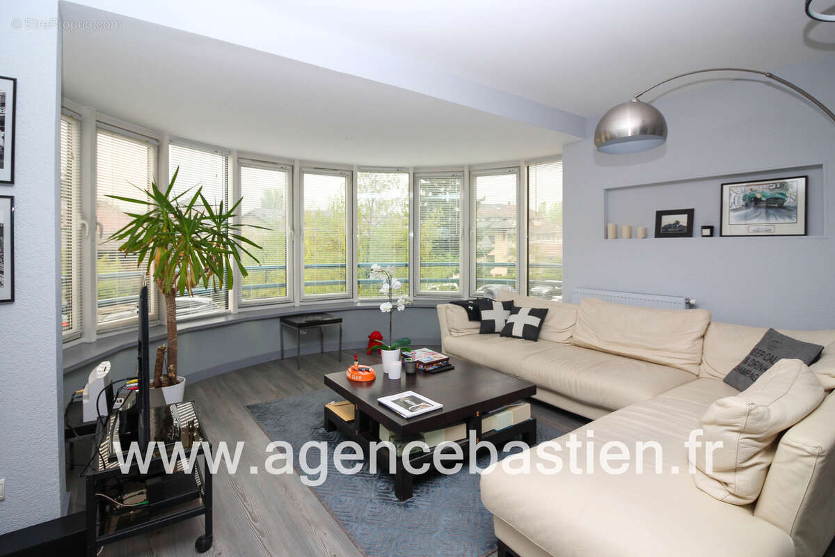 Appartement à DIVONNE-LES-BAINS